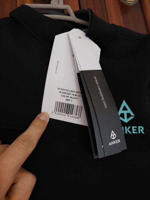 Fato de surf novo ainda com etiqueta