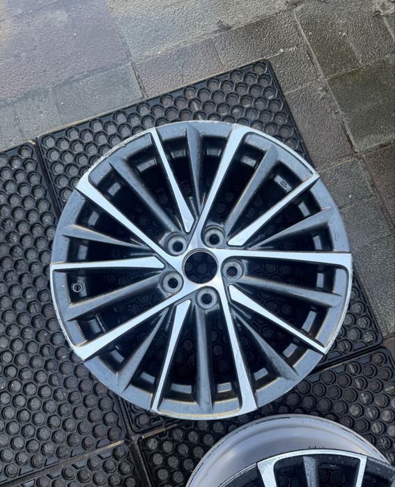 Ном 180 197 Диски поштучно оригінал lexus es is rest r18 5 114,3