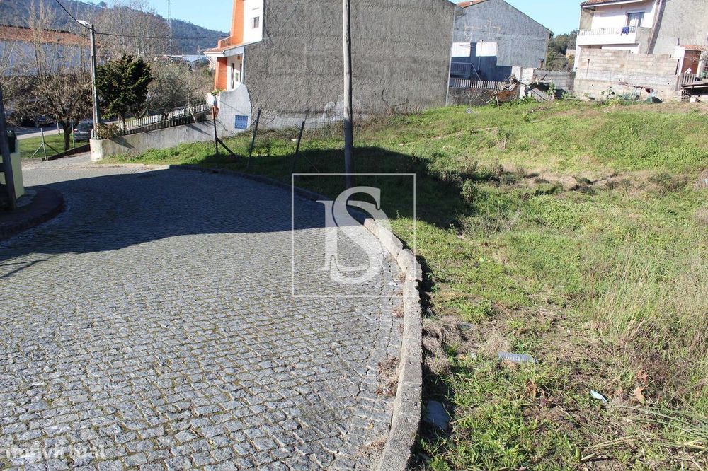 Terreno, Porto, Valongo, Campo e Sobrado — Campo E Sobrado, Porto