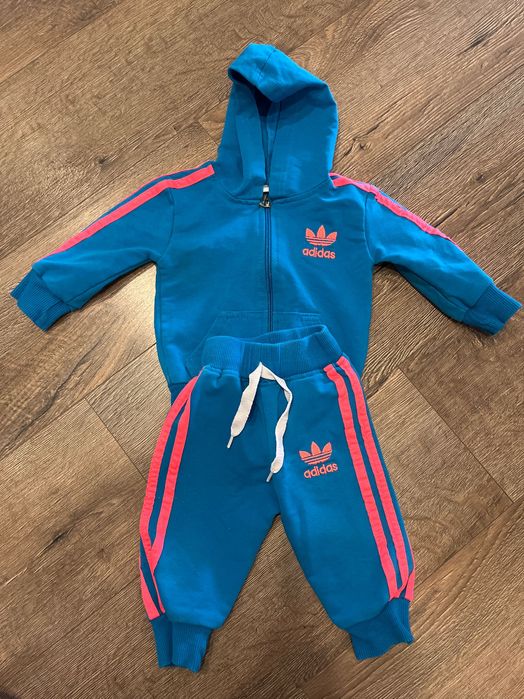 Dresik Adidas niemowlęcy