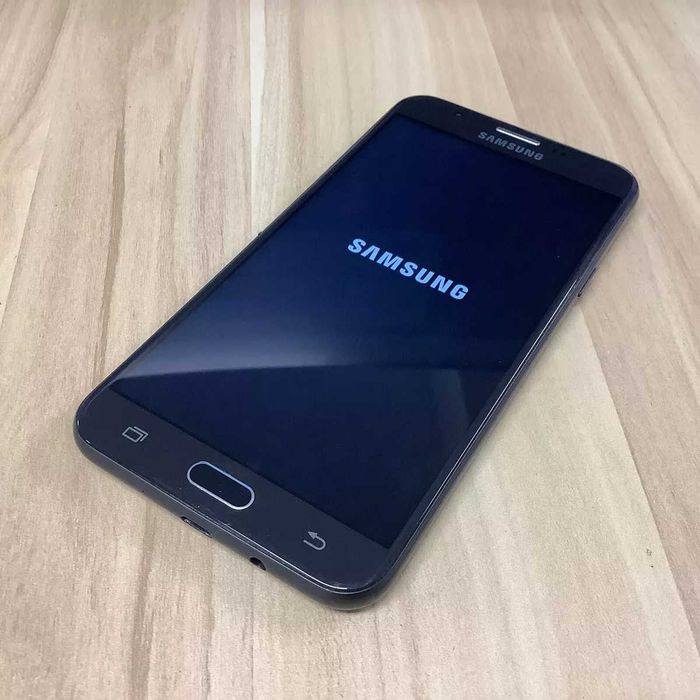 Vendo smartphone Samsung j7 2017 para pecas.