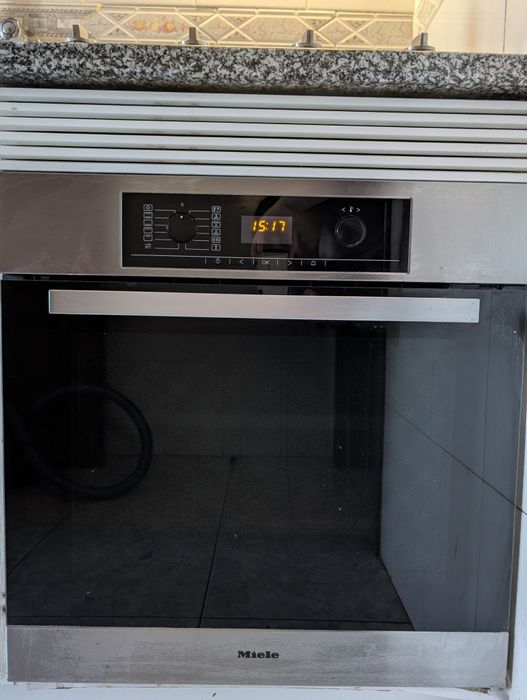 Forno Elétrico de Encastre Miele Aço Inox