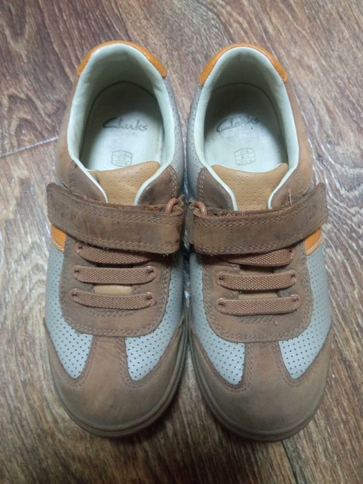 Кросівки хлопчакові Clarks шкіряні