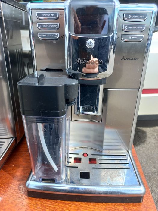 Кофемашина Saeco Incanto