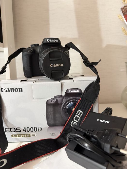 Фотоапарат Canon EOS 4000D 18-55 DC III