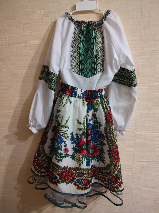 Вишиті дитячі сорочки