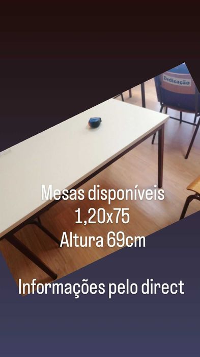 Mesas e cadeiras (escolares)