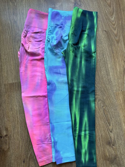 Спортивні комбінезони,лосіни,топи,шорти