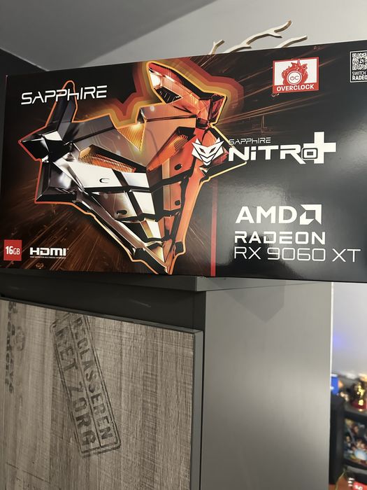 Rx 9060 xt 16 gb Saphire nitro plus