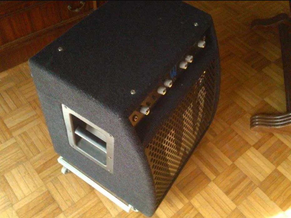 Combo Amplificador de Baixo Warwick CL ND4 150W – Made in Germany