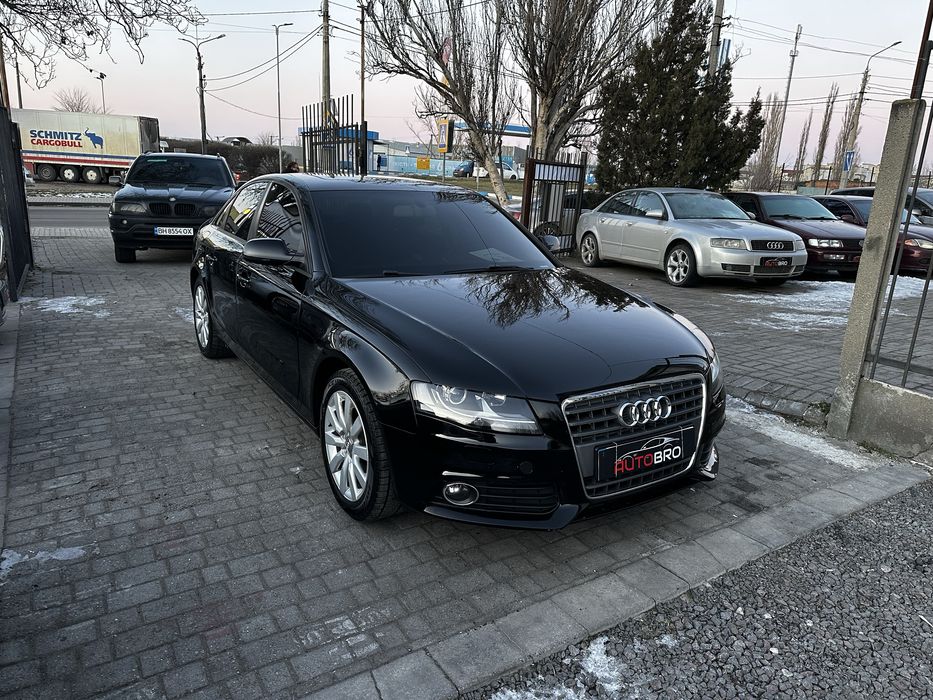 Ауди А4 в отличном состоянии