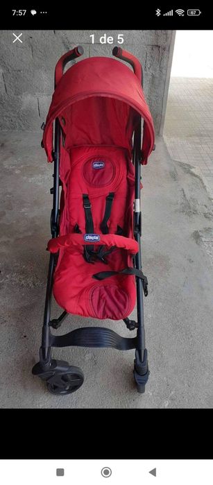 Carrinho de bebé Chico .Usado como novo