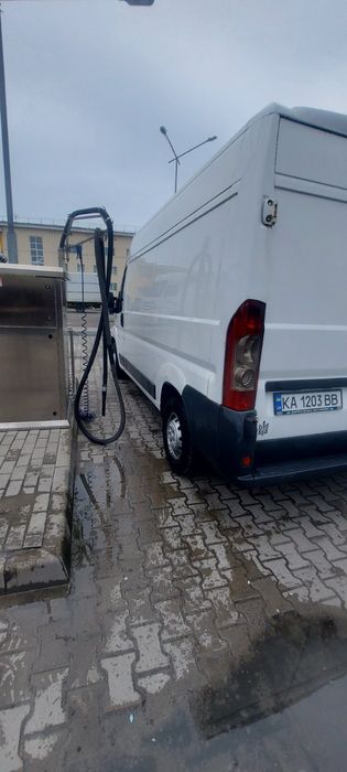 Пежо Боксер вантажний автомобіль