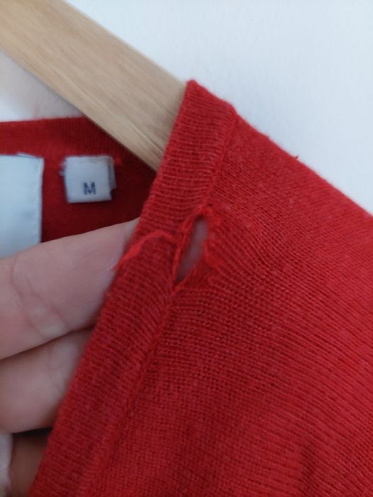 Czerwony sweterek C&A
