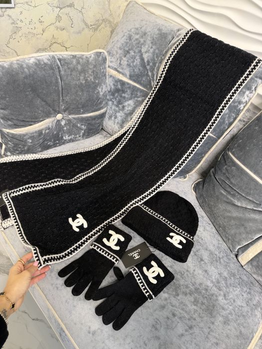 Набор Chanel шапка шарф перчатки