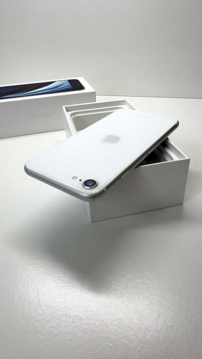 Apple iPhone SE 2 (2020)・128GB・Branco (Factura e Garantia)