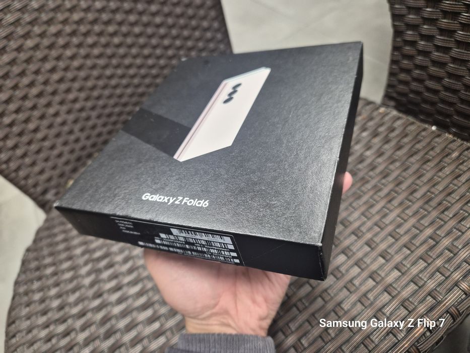 100% oryginalne Pudełko do Samsung Galaxy Z Fold 6, Pink