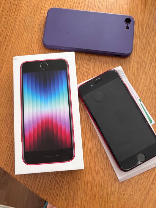 iPhone SE2022 64gb red