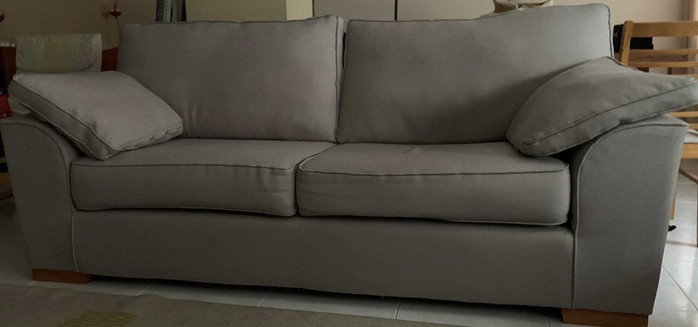 Sofá 3 lugares super confortável