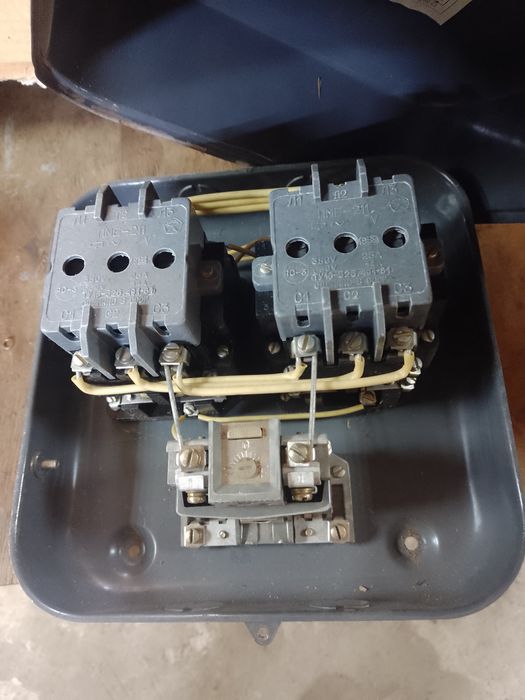 Автоматичні  вимикачі  А3726.  А3722 ВА51-35 магнітні пускателі