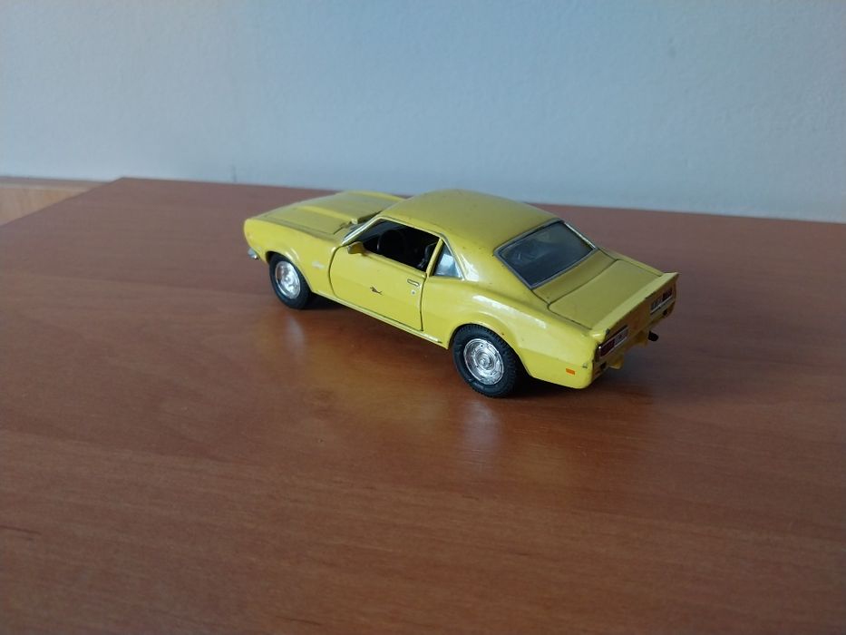 Metalowy model "Chevrolet Camaro I"