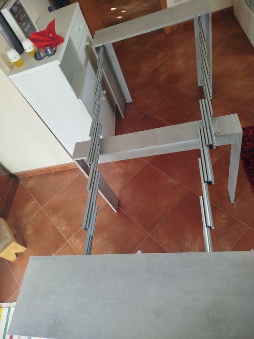 Mesa extensível, consola