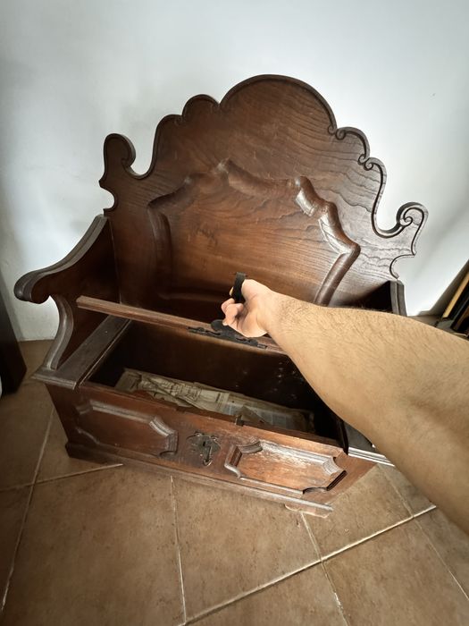 Baú de arrumação com banco
