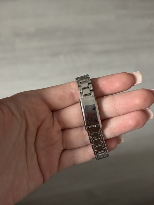 Годинник Casio жіночий