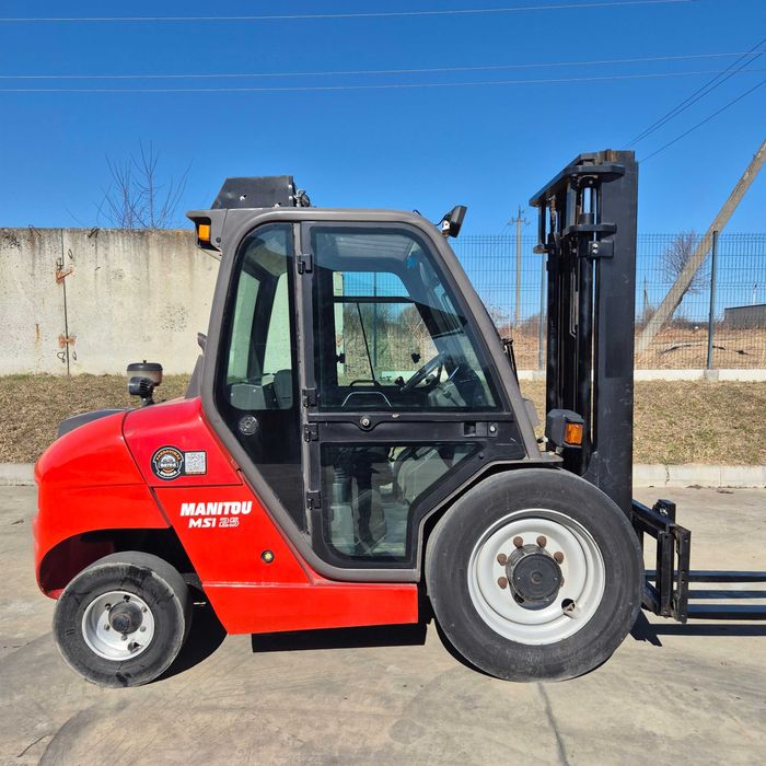 Навантажувач MANITOU 2,5 тон 2017р.