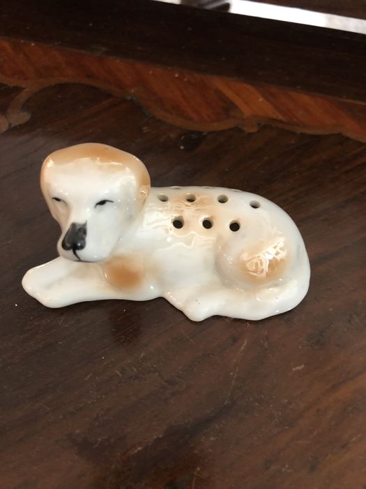 Paliteiros em porcelana e biscuit