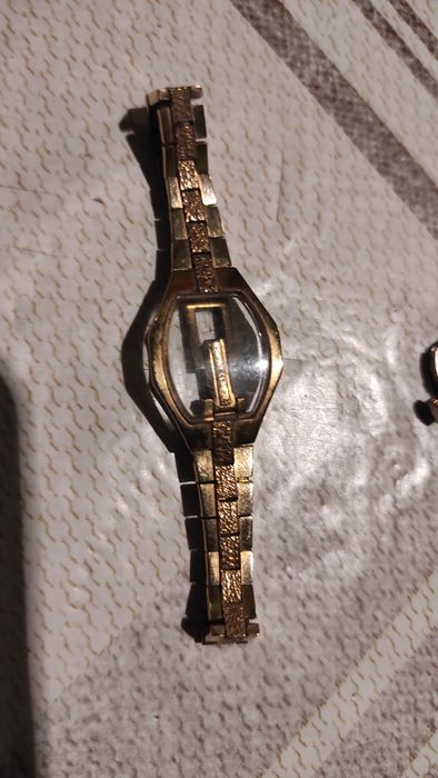 жіночий годинник «Луч» з браслетом