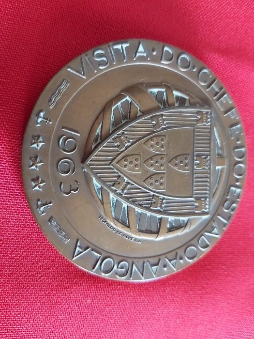 2 Medalhas Comemorativas "Estado Novo" Década 50/60 Bronze