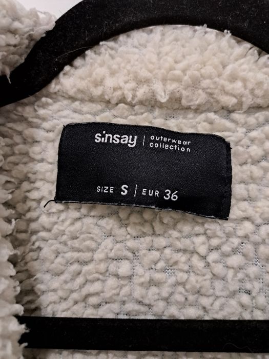 Jeansowa kurtka z futerkiem