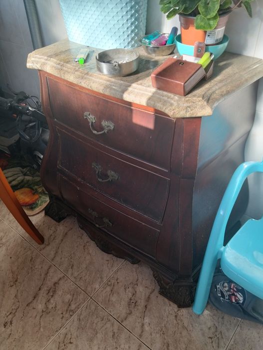Mesas de Cabeceira (50€ cada)