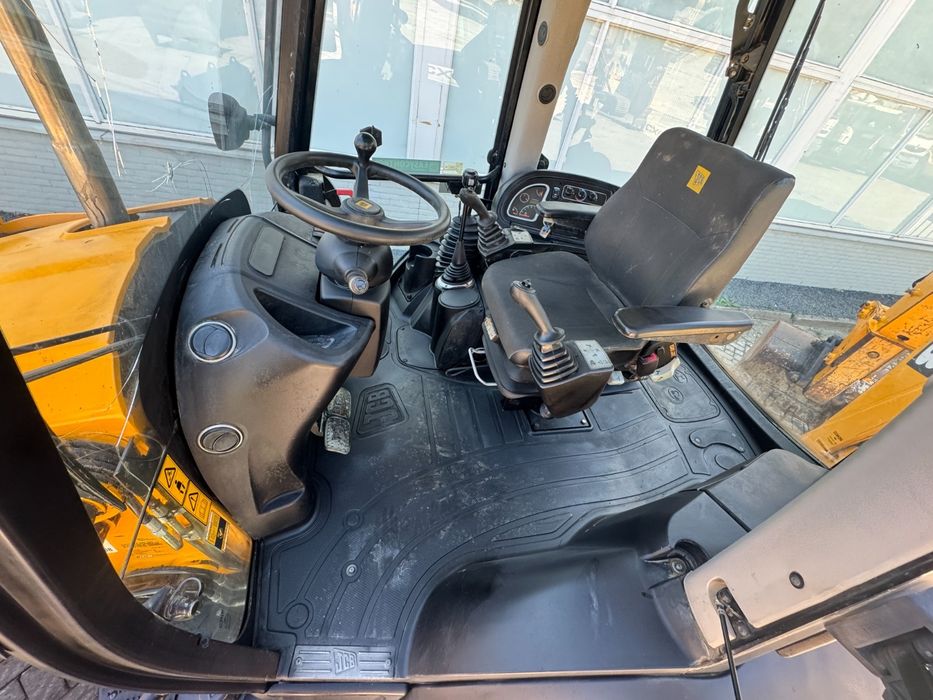 JCB 3CX  Rok 2017 Przebiegiem 4700mth