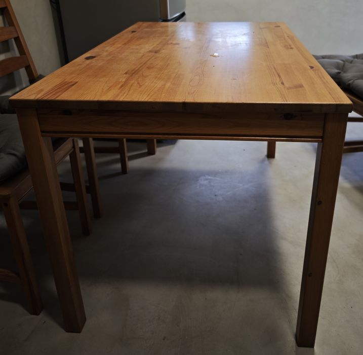 Mesa jantar IKEA