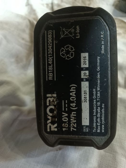 2x uszkodzony akumulator 18V Ryobi