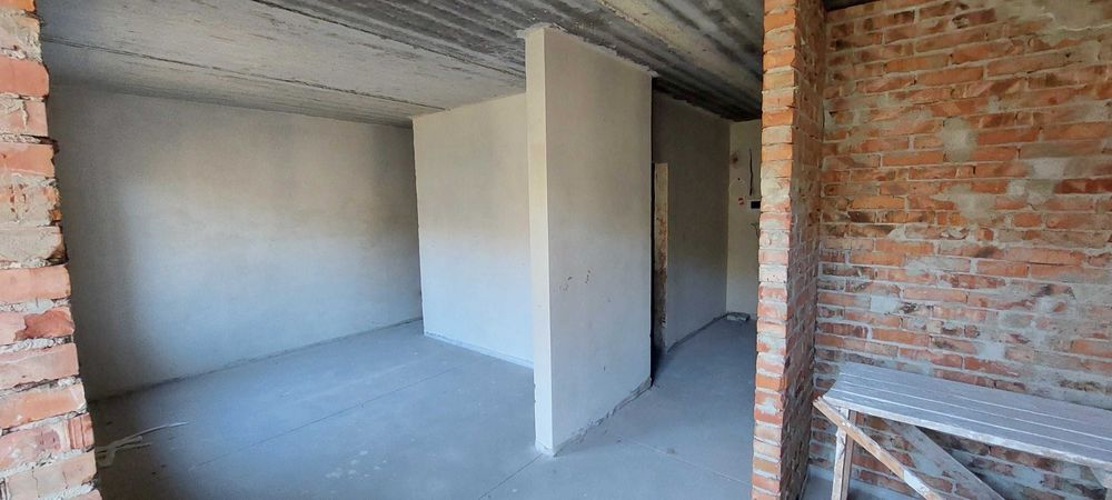 Продається простора 1,5-кімнатна квартира в Центрі міста