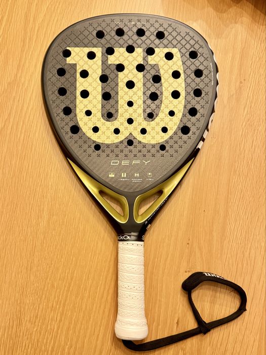 Raquete Wilson Defy V1