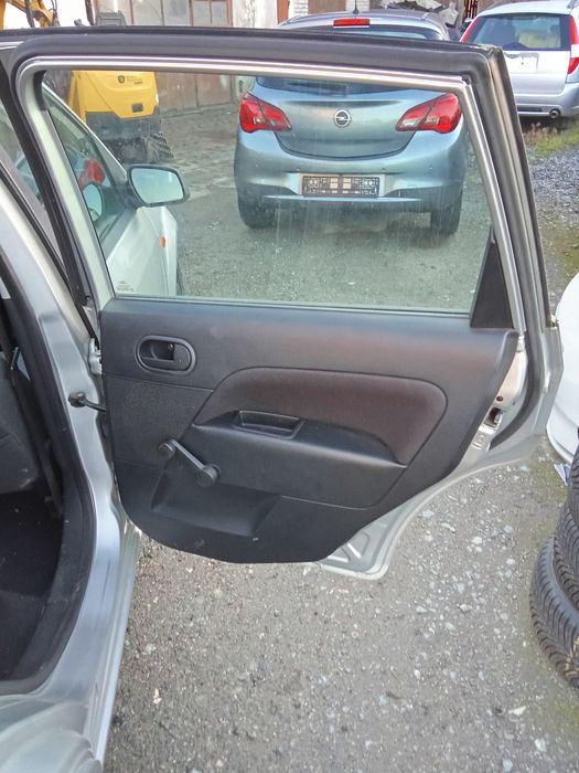 FORD FIESTA MK6 drzwi tylne prawe 

Posiadam inne części