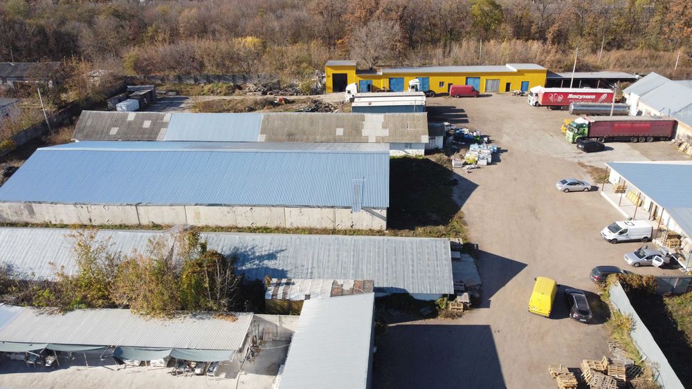 Продається виробничо-складська база по вул. М.Залізняка (Громова)