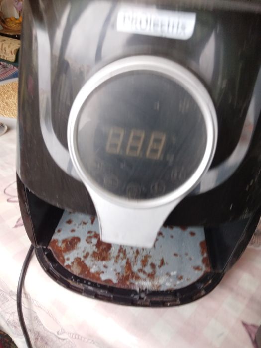 Vendo Airfryer a funcionar bem