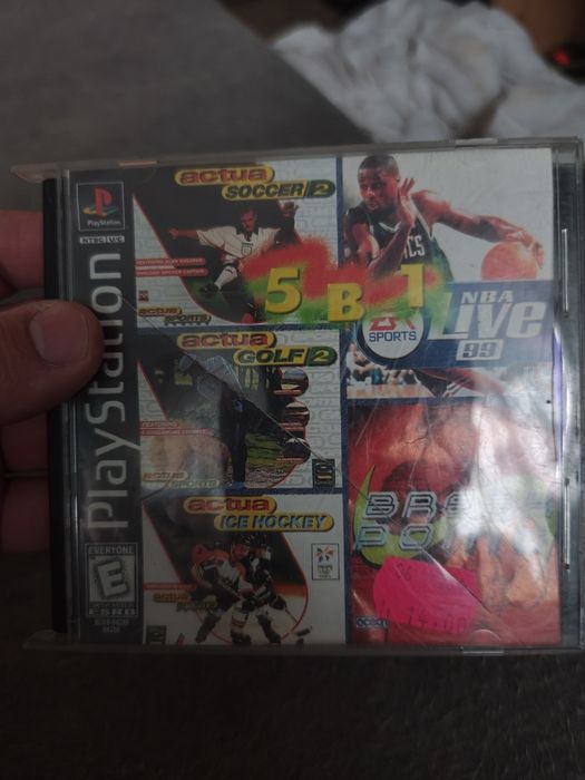 Gra 5 in1 Ps1 . Przerobiona