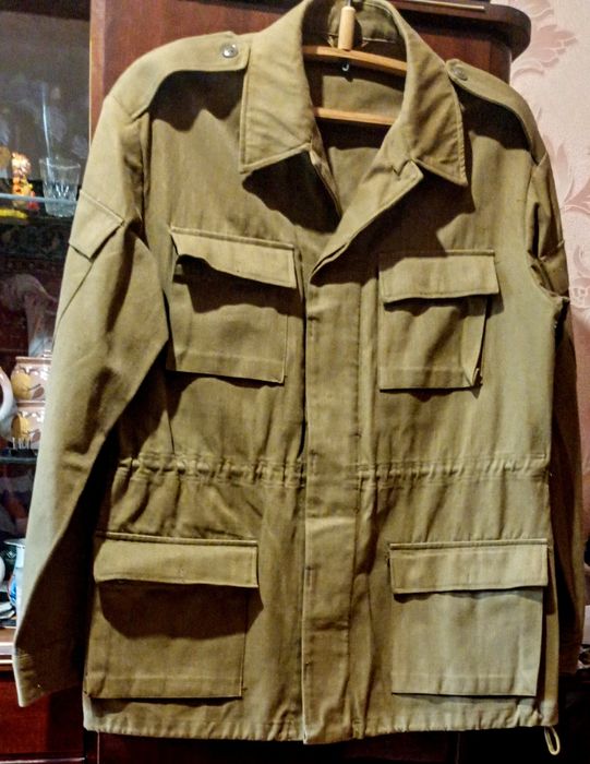 Пиджак горчичного цвета 450  гривень