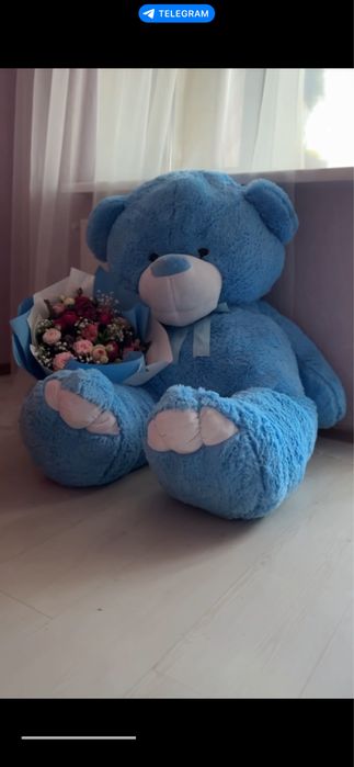 великий м’який ведмідь Висота — 180 см