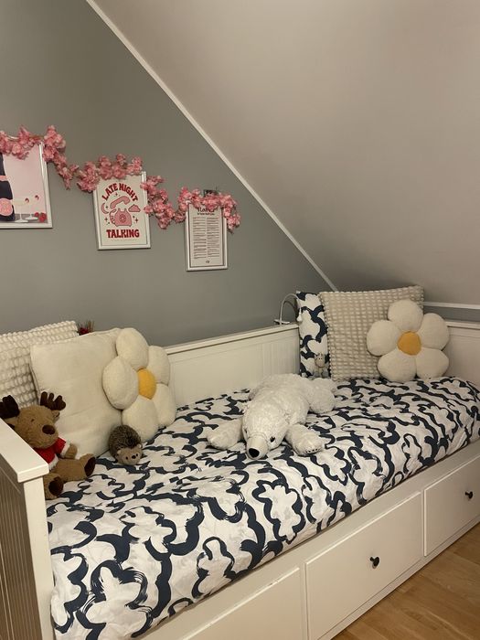 Łóżko z szufladami IKEA HEMNES – białe