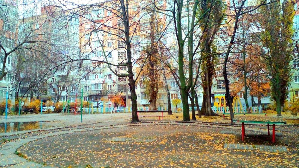 1-кімн.квартира.40 кв.м. 2/9 Центр. Набережна