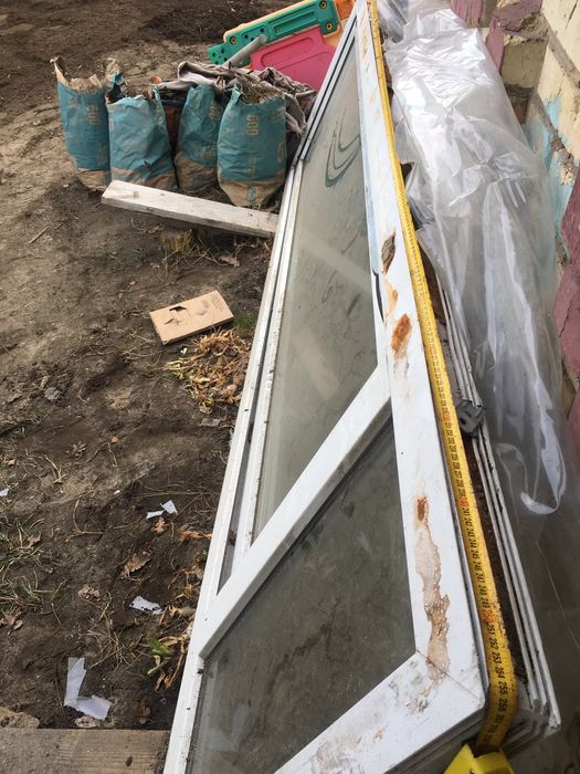 Пластиковые двери,2 камерки Рехау;Саламандра з доставкою