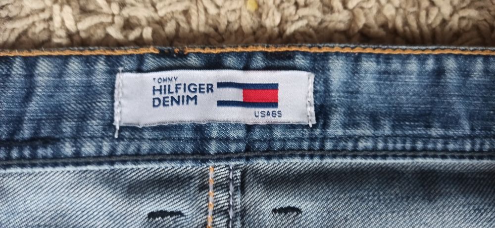 Miękkie męskie spodnie Tommy Hilfiger W 33 L 34