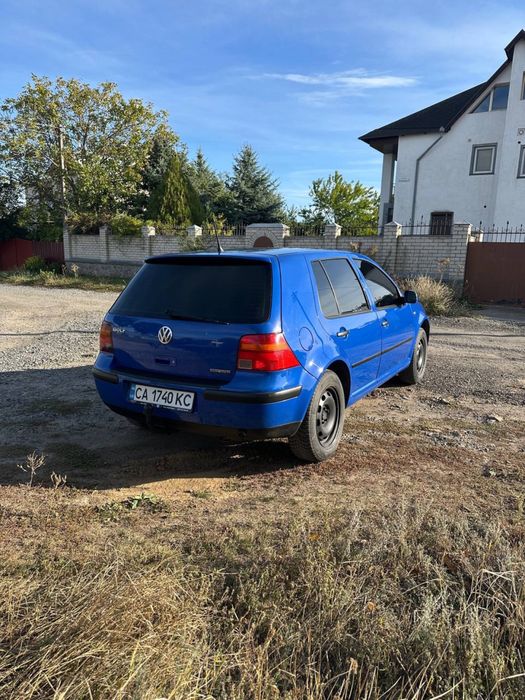 Продам Volkswagen Golf 4